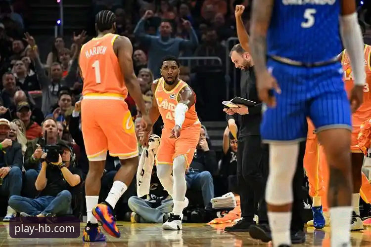 HB火博体育官网手机版 米切尔42分 vs 班凯罗36分:一场对攻盛宴的观赛平台选择