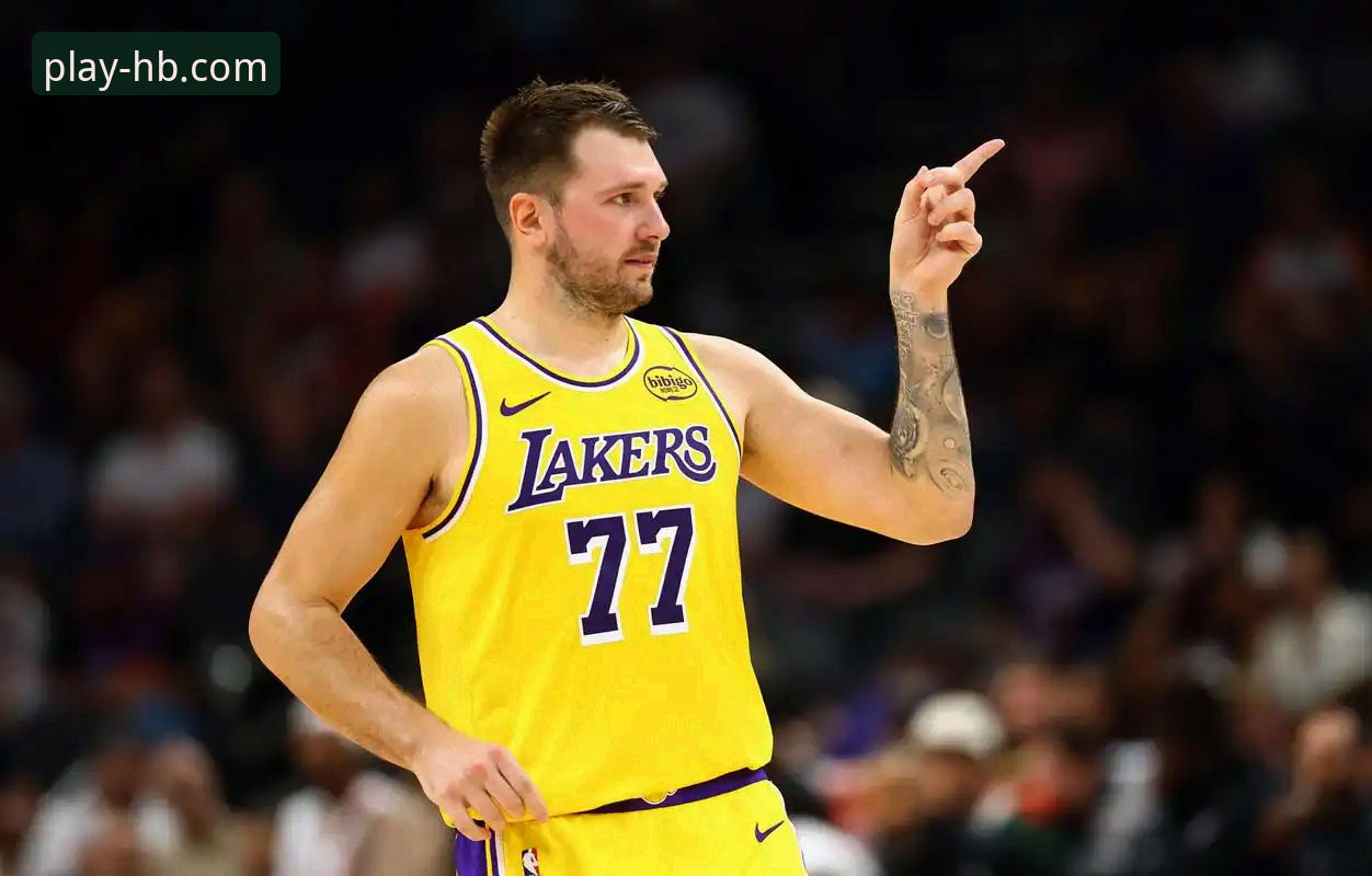 HB火博体育APP更新安全吗 东契奇43分率湖人取胜,火博体育APP观赛体验全面评测